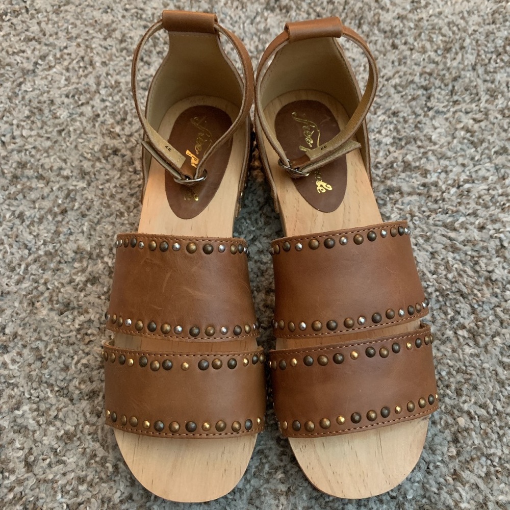 Free People North Shore Brown Leather Sandals sz 7